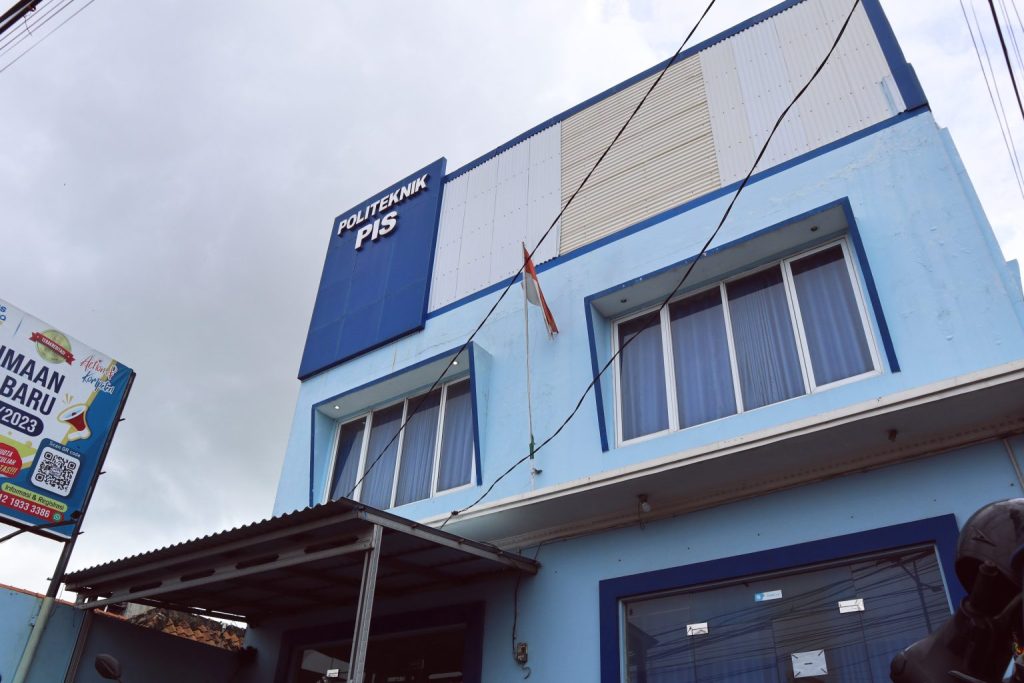 Gedung Satu Politeknik Piksi Input Serang