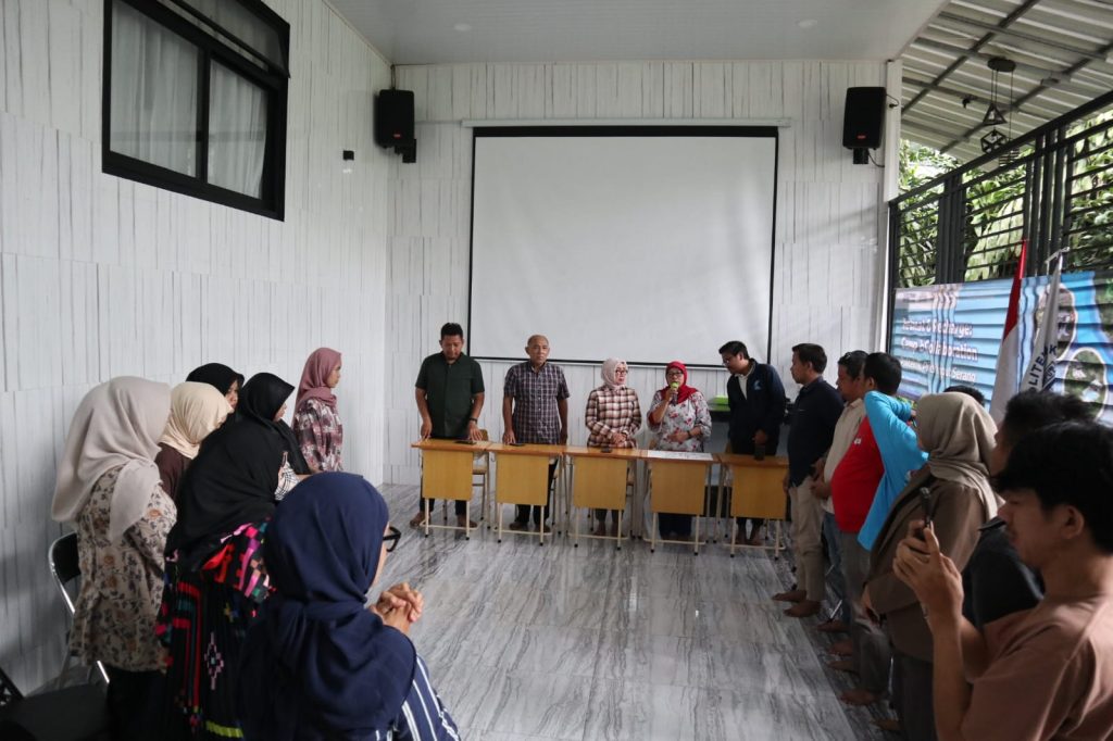 Sabutan Ketua Yayasan dan Ibu Pembina Politeknik Piksi Input Serang