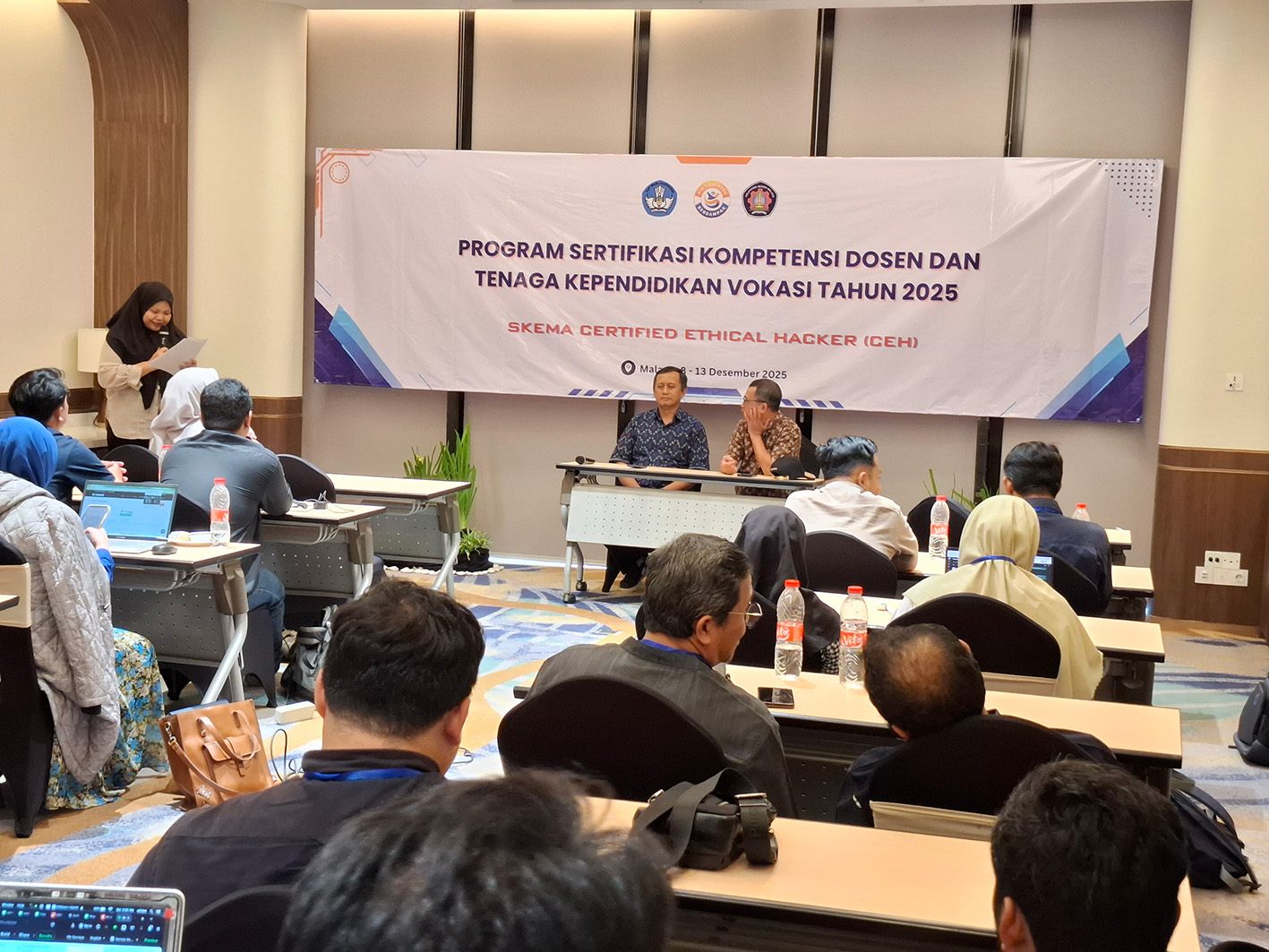 Dosen Politeknik Piksi Input Serang Lulus Sertifikasi CEH V13 | PIS